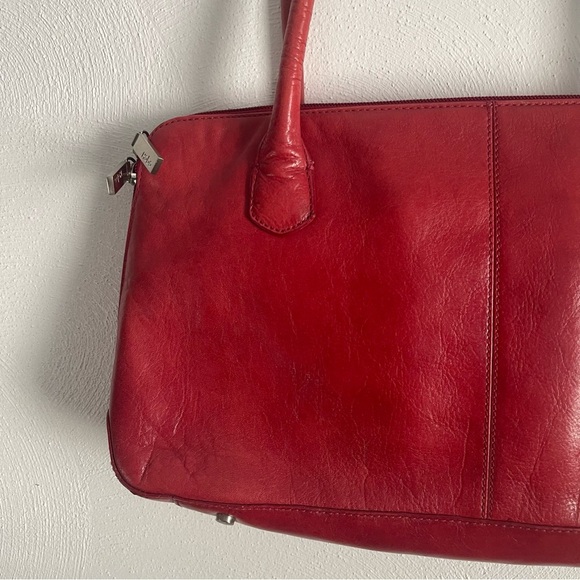 HOBO INTERNATIONAL Paulina Venice red Handbag has some wear please check picture - Picture 4 of 16
